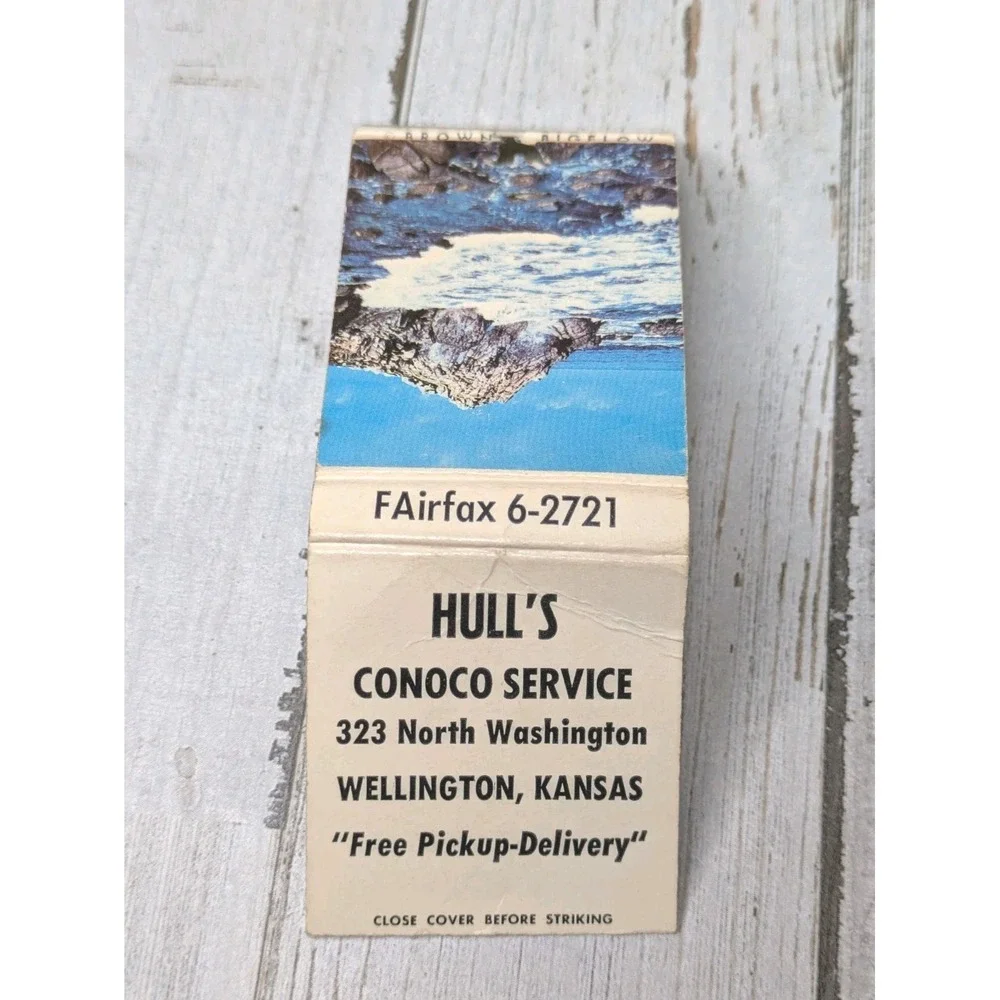 Vintage Matchbook Cover Hull's Conoco Service Wellington, Kansas‎